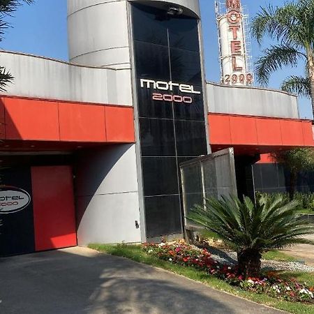 Motel 2000 Guarulhos Buitenkant foto