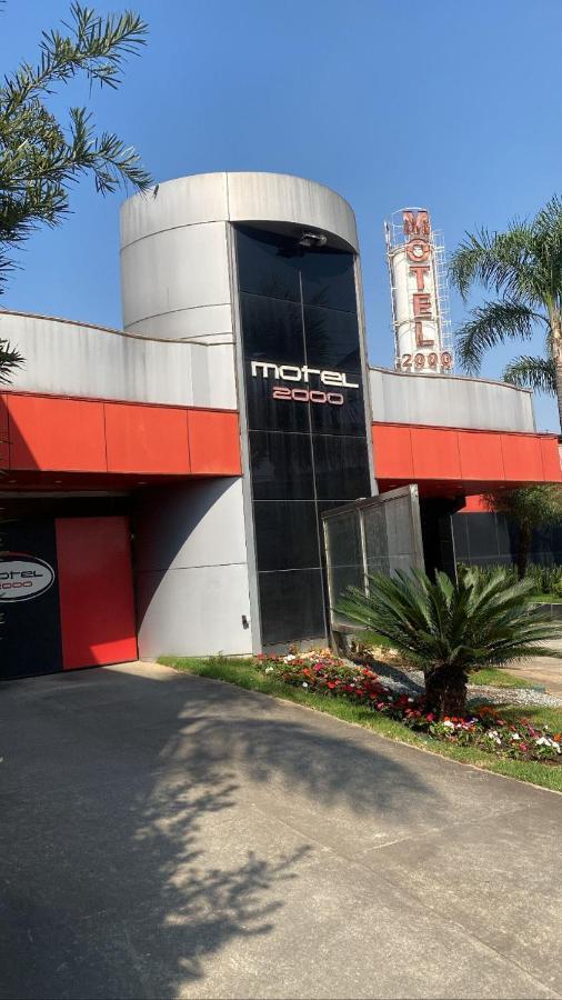 Motel 2000 Guarulhos Buitenkant foto