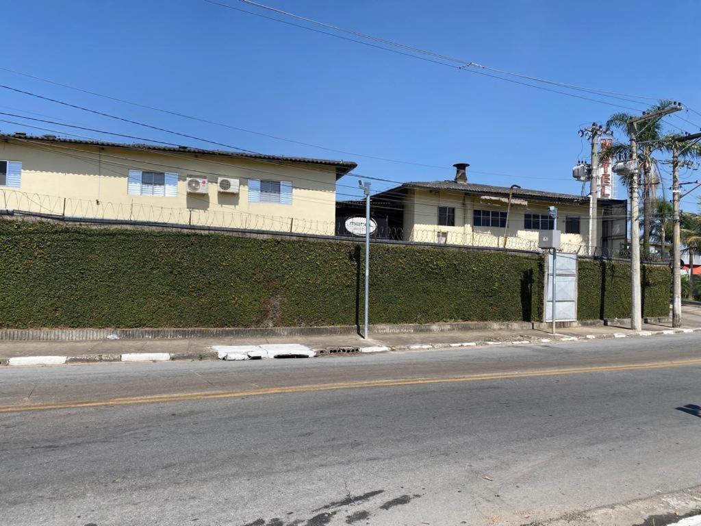 Motel 2000 Guarulhos Buitenkant foto