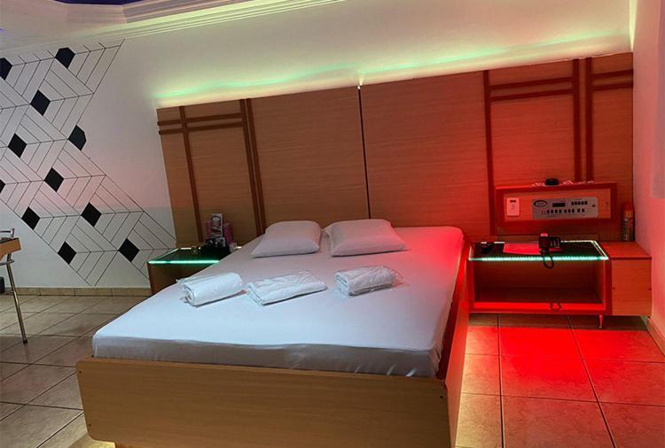 Motel 2000 Guarulhos Kamer foto